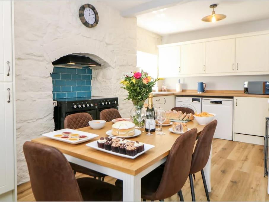 Stony Middleton Babbling Brook Cottage מראה חיצוני תמונה